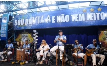 Unidos de Vila Isabel recebe Grande Rio em feijoada neste domingo